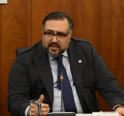 Arturo Peimbert Calvo nuevo fiscal de Oaxaca