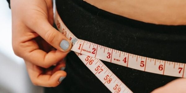 Jóvenes con sobrepeso tienen mayor riesgo de Covid-19