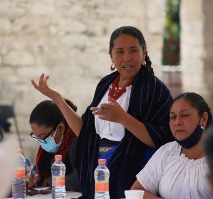 IEEPCO participa en encuentro de autoridades municipales en la mixteca
